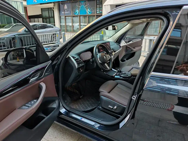BMW X3 — Фото автомобиля 9
