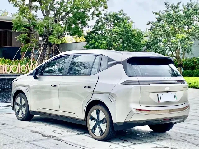 GAC Aion Y — Фото автомобиля 7