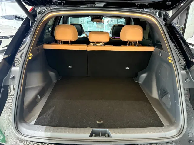 Geely Galaxy Starship 7 EM-i — Фото автомобиля 27