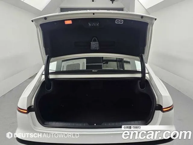 Hyundai Grandeur — Фото автомобиля 16