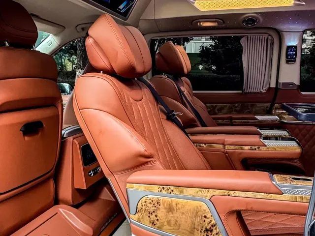 Mercedes-Benz V-Class — Фото автомобиля 30