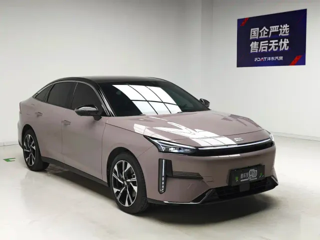 Geely Galaxy L6 — Фото автомобиля 3