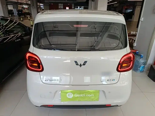 Wuling Hongguang Mini EV — Фото автомобиля 5