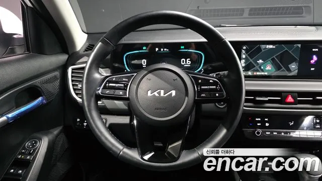 Kia Seltos — Фото автомобиля 19