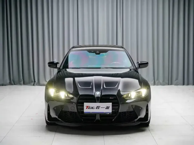 BMW M4 — Фото автомобиля 2