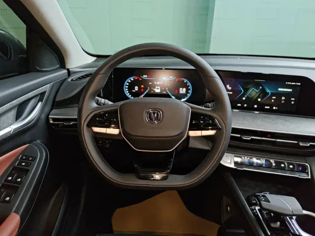 Changan Eado — Фото автомобиля 10