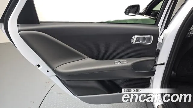 Hyundai Ioniq 6 — Фото автомобиля 25