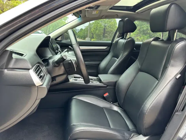 Honda Accord — Фото автомобиля 24