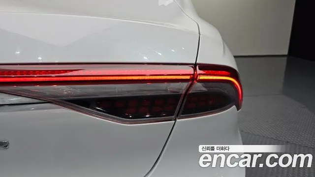 Hyundai Grandeur — Фото автомобиля 23