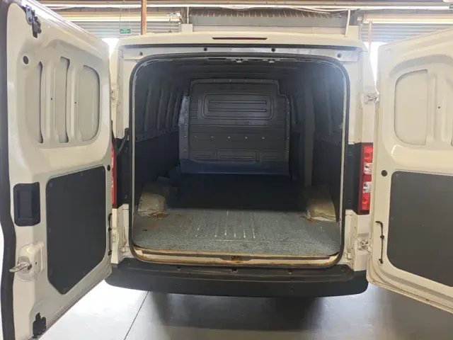 Wuling Yangguang — Фото автомобиля 17
