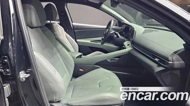 Hyundai Avante CN7 — Фото автомобиля 11