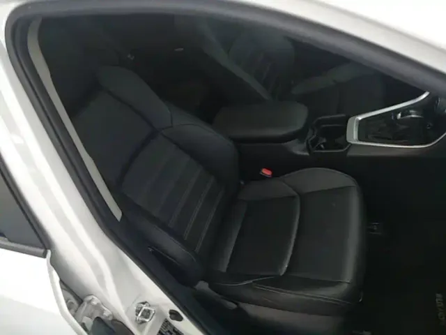 Toyota Wildlander — Фото автомобиля 24