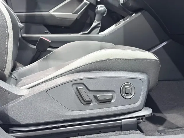 Audi Q3 — Фото автомобиля 20