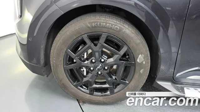 Kia Carnival 4th Gen — Фото автомобиля 5