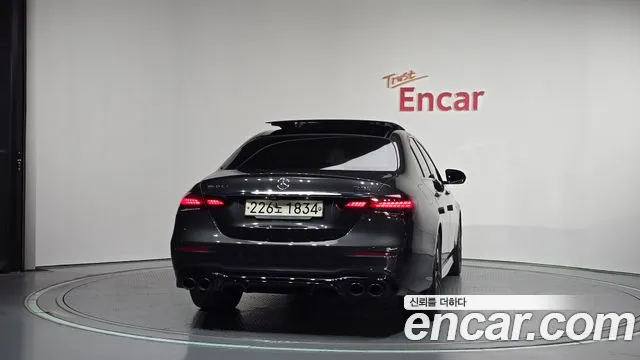 Mercedes-Benz E-Class W213 — Фото автомобиля 4