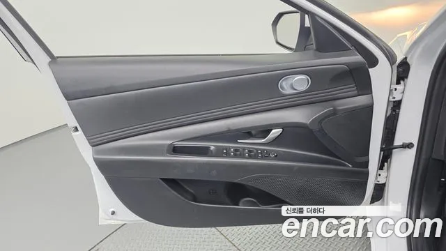 Hyundai Avante — Фото автомобиля 13