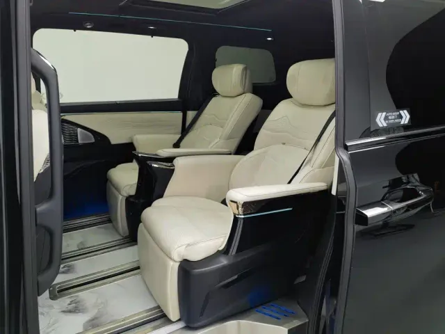 GAC Trumpchi M8 — Фото автомобиля 15