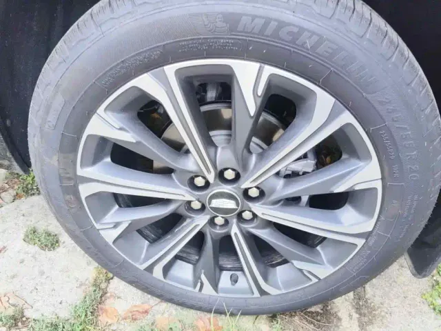 Cadillac XT5 — Фото автомобиля 7