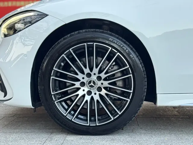 Mercedes-Benz C-Class — Фото автомобиля 26