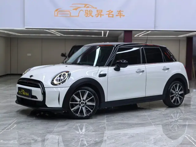 Фотография автомобиля — MINI Hatch