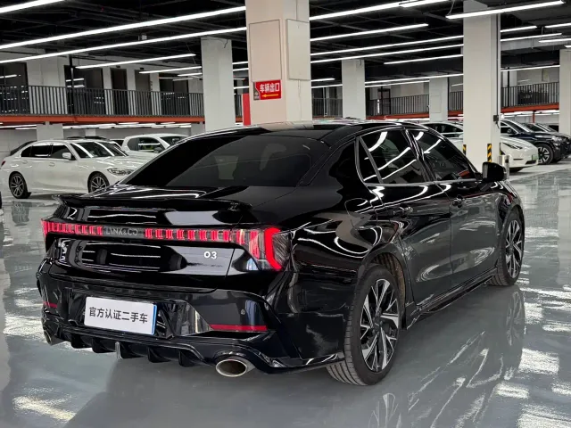 Lynk & Co 03 — Фото автомобиля 11