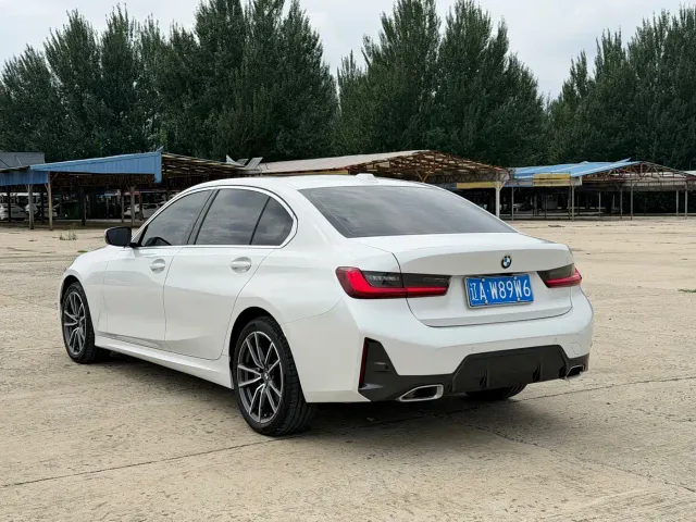 BMW 3 Series — Фото автомобиля 4