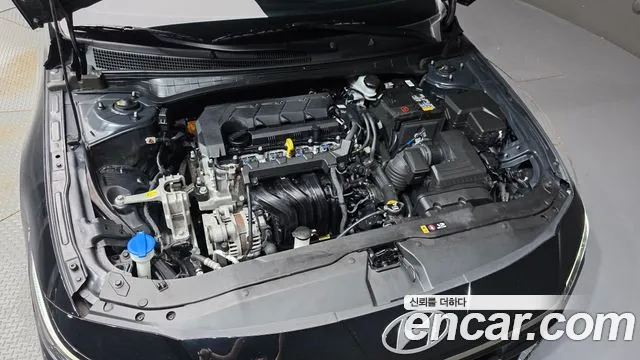 Hyundai AVANTE Новый Avante (CN7) — Фото автомобиля 2