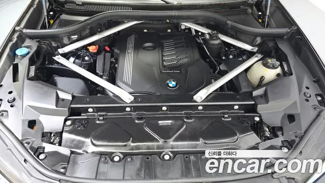 BMW X6 xDrive40i M Sport — Фото автомобиля 5
