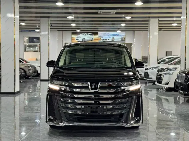 Toyota Vellfire — Фото автомобиля 2