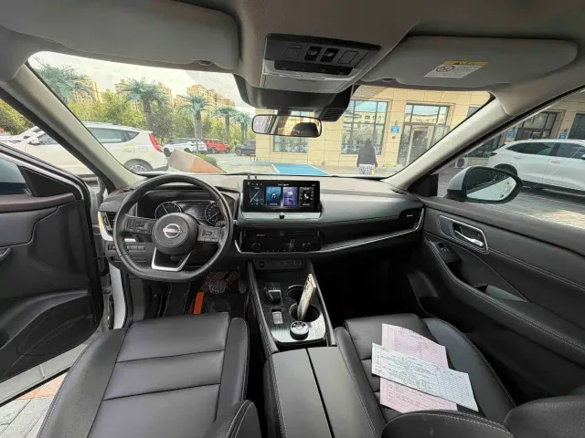 Nissan X-Trail — Фото автомобиля 5