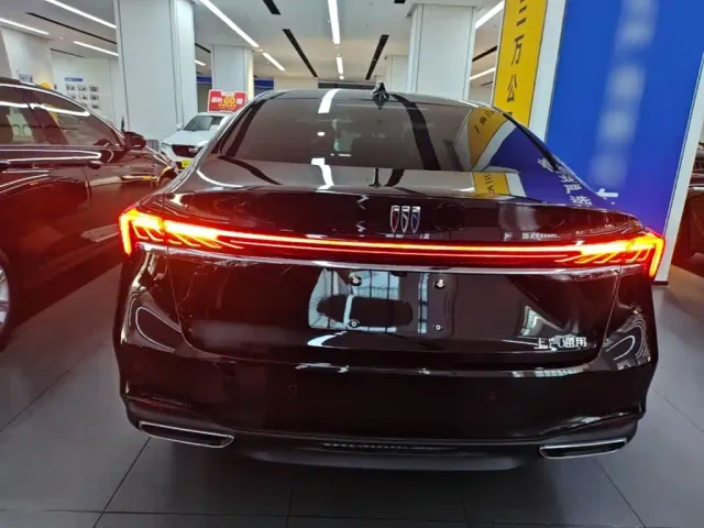 Buick LaCrosse — Фото автомобиля 5