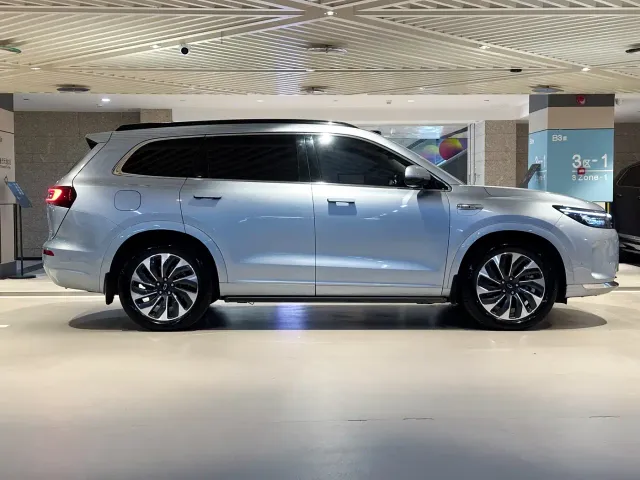 Aito M7 — Фото автомобиля 7