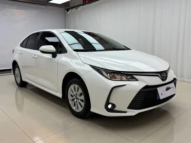 Toyota Corolla — Фото автомобиля 3