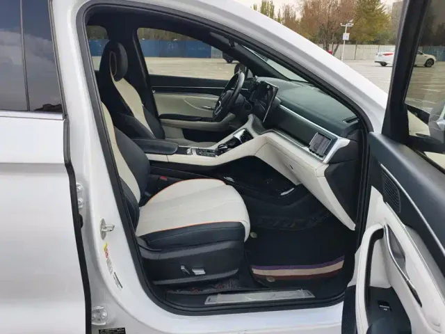 BYD Song PLUS — Фото автомобиля 7