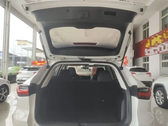 Changan Oushang X5 — Фото автомобиля 18