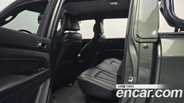 KG_Mobility_Ssangyong Rexton Новый Rexton Sport Khan Дизель 2.2 4WD — Фото автомобиля 12