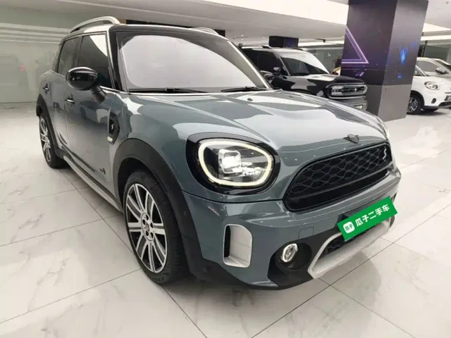 MINI Countryman — Фото автомобиля 3