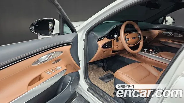 Genesis GV70 — Фото автомобиля 15