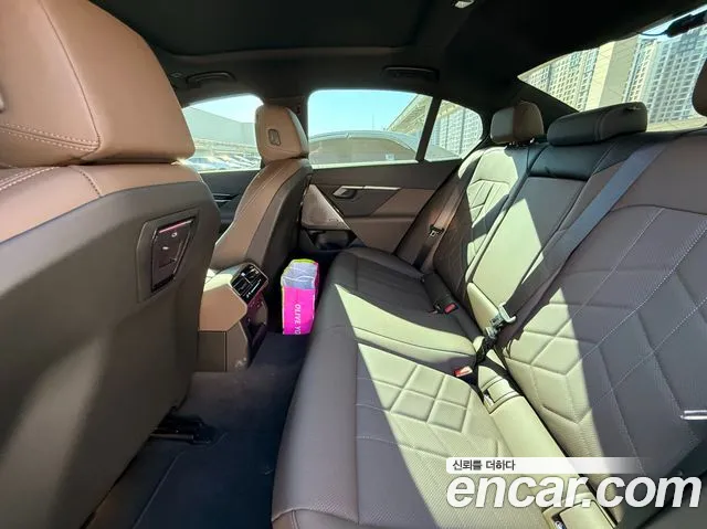BMW 5 Series G60 — Фото автомобиля 11