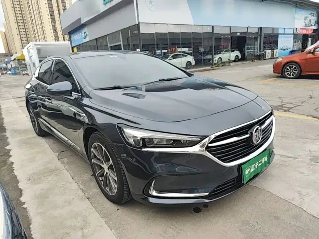 Buick LaCrosse — Фото автомобиля 3