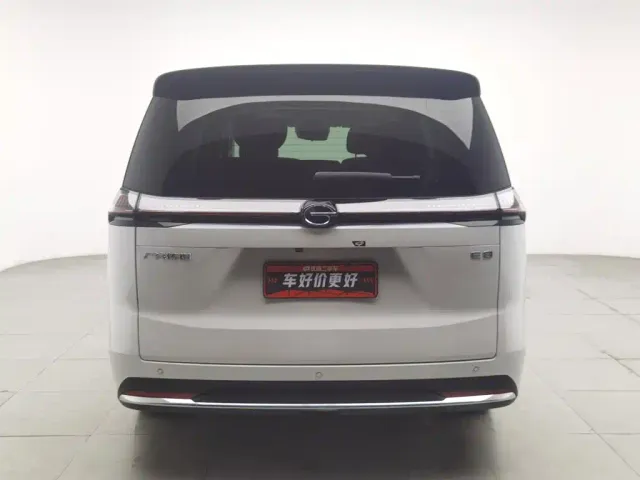 GAC Trumpchi E8 — Фото автомобиля 4