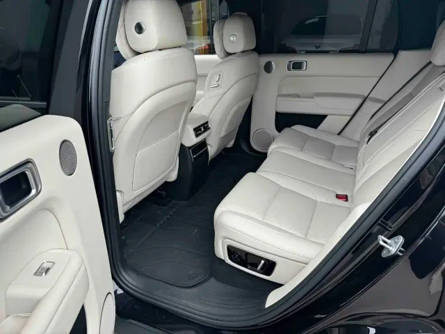 Li Auto L7 — Фото автомобиля 6