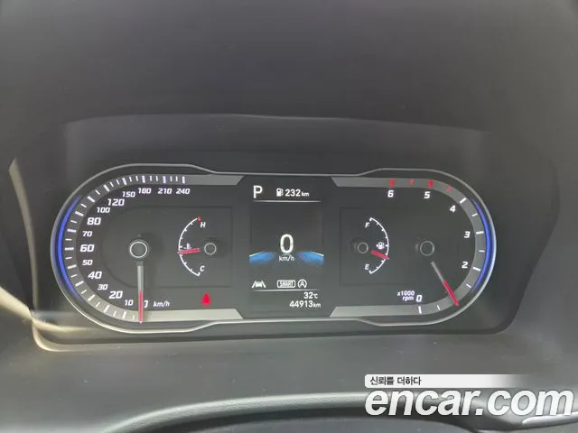 Hyundai Tucson NX4 — Фото автомобиля 8