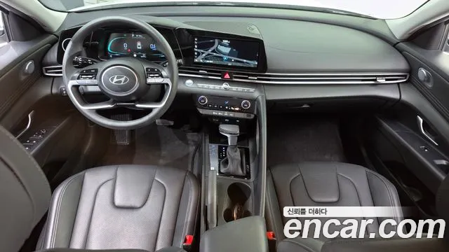 Hyundai Avante — Фото автомобиля 10