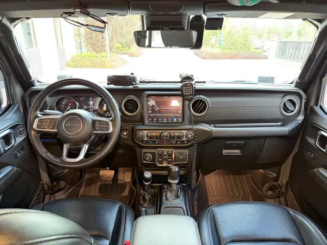 Jeep Wrangler 4xe — Фото автомобиля 6