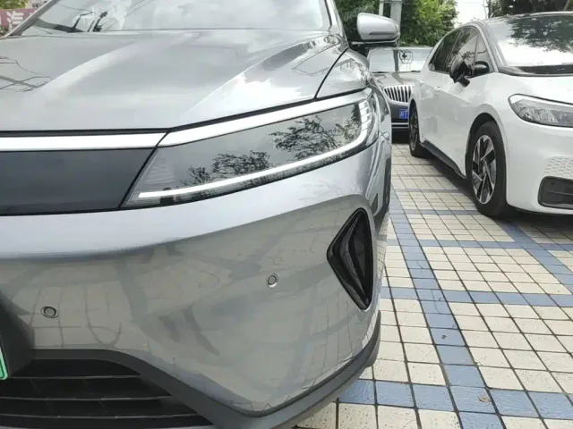 BYD Seal 05 DM-i — Фото автомобиля 23