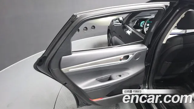 Hyundai Grandeur — Фото автомобиля 18