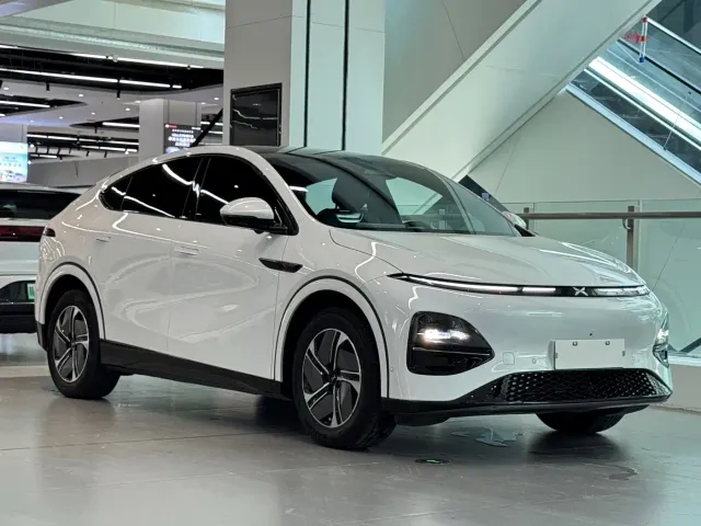 Xpeng G6 — Фото автомобиля 3