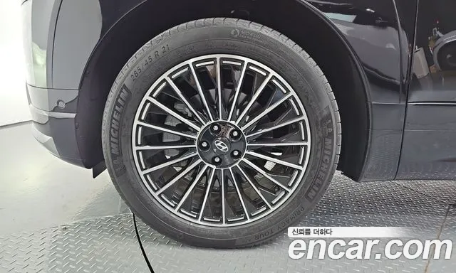 Hyundai Ioniq 9 — Фото автомобиля 5