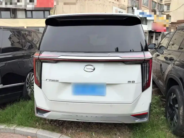 GAC Trumpchi Trumpchi M8 2023 Model Master Series 400T Ultimate Edition — Фото автомобиля 5